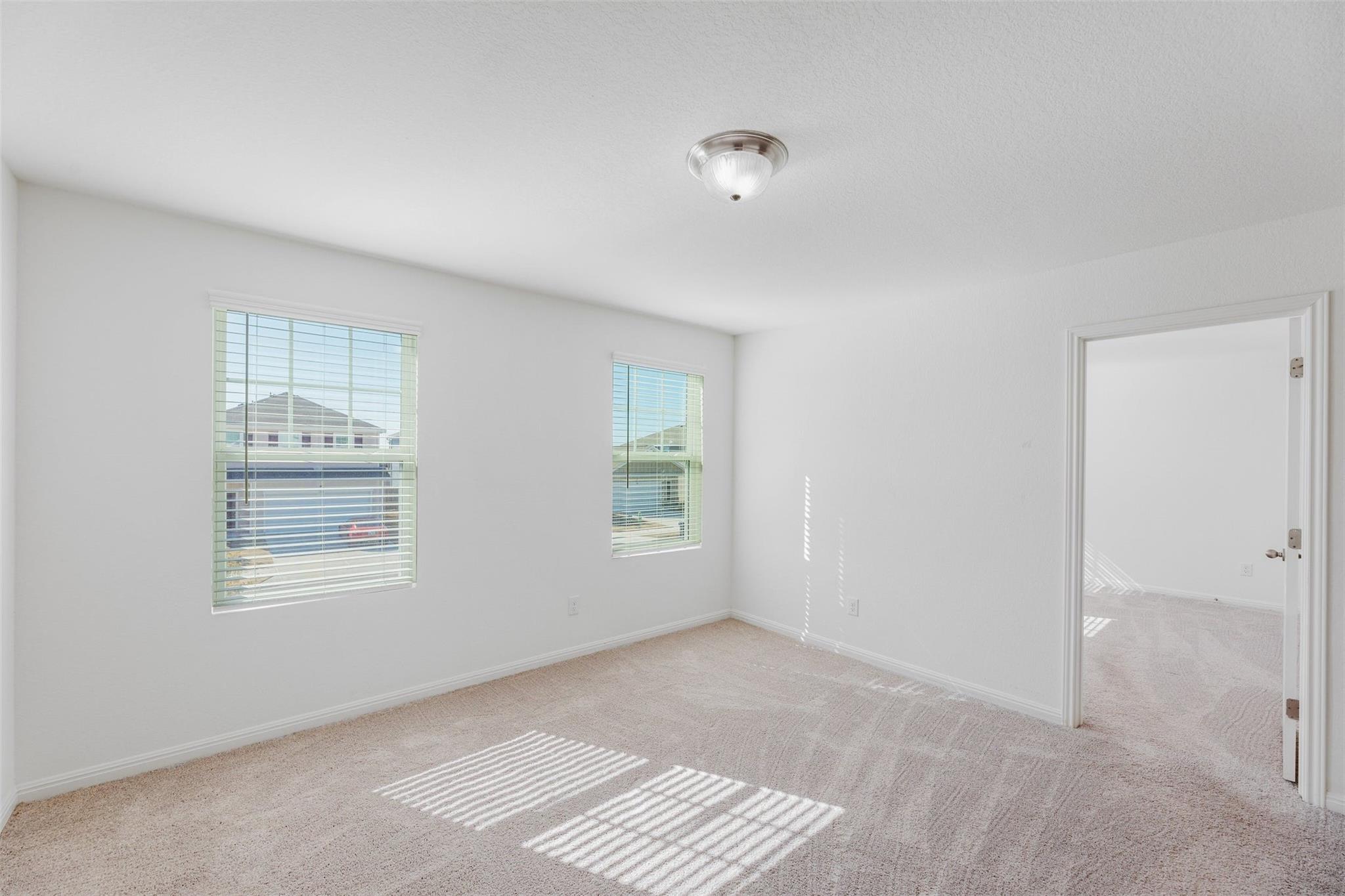 1001 Waterbuck Cv, Hutto, TX 78634