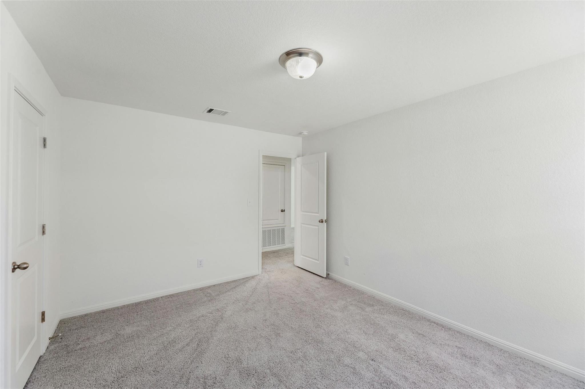 1001 Waterbuck Cv, Hutto, TX 78634