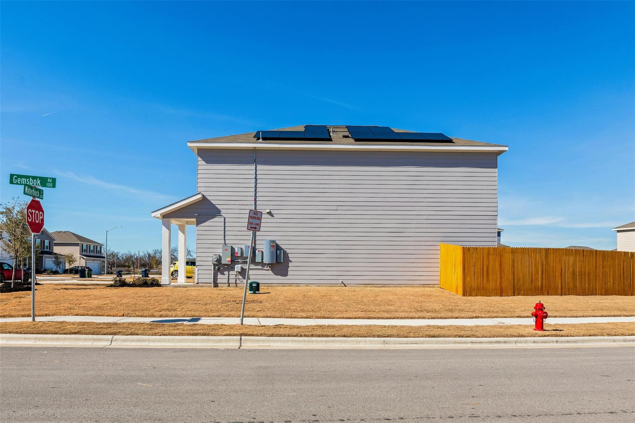 1001 Waterbuck Cv, Hutto, TX 78634