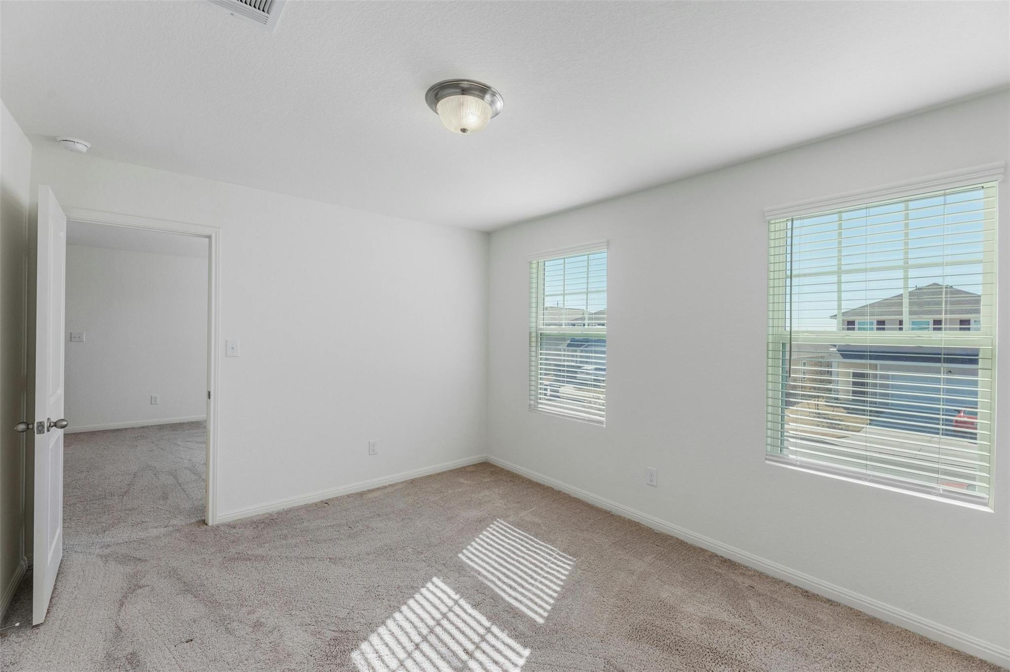 1001 Waterbuck Cv, Hutto, TX 78634