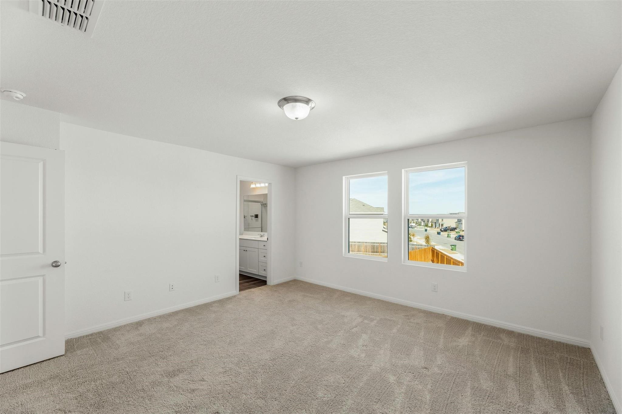 1001 Waterbuck Cv, Hutto, TX 78634