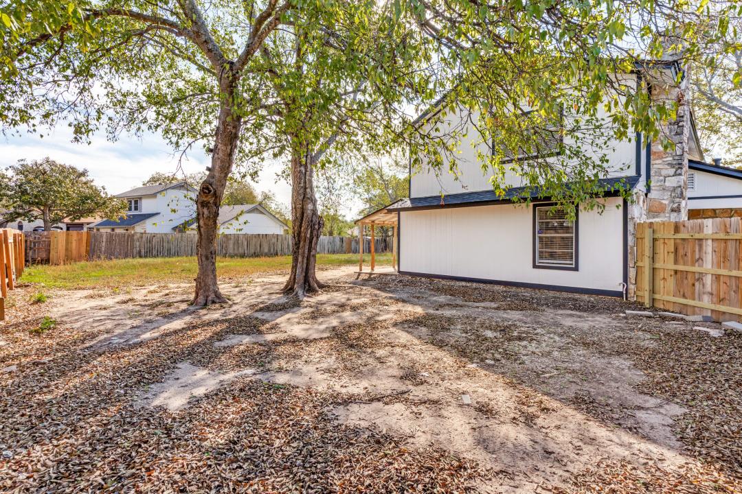 12901 Lamplight Village Ave, Austin, TX 78727