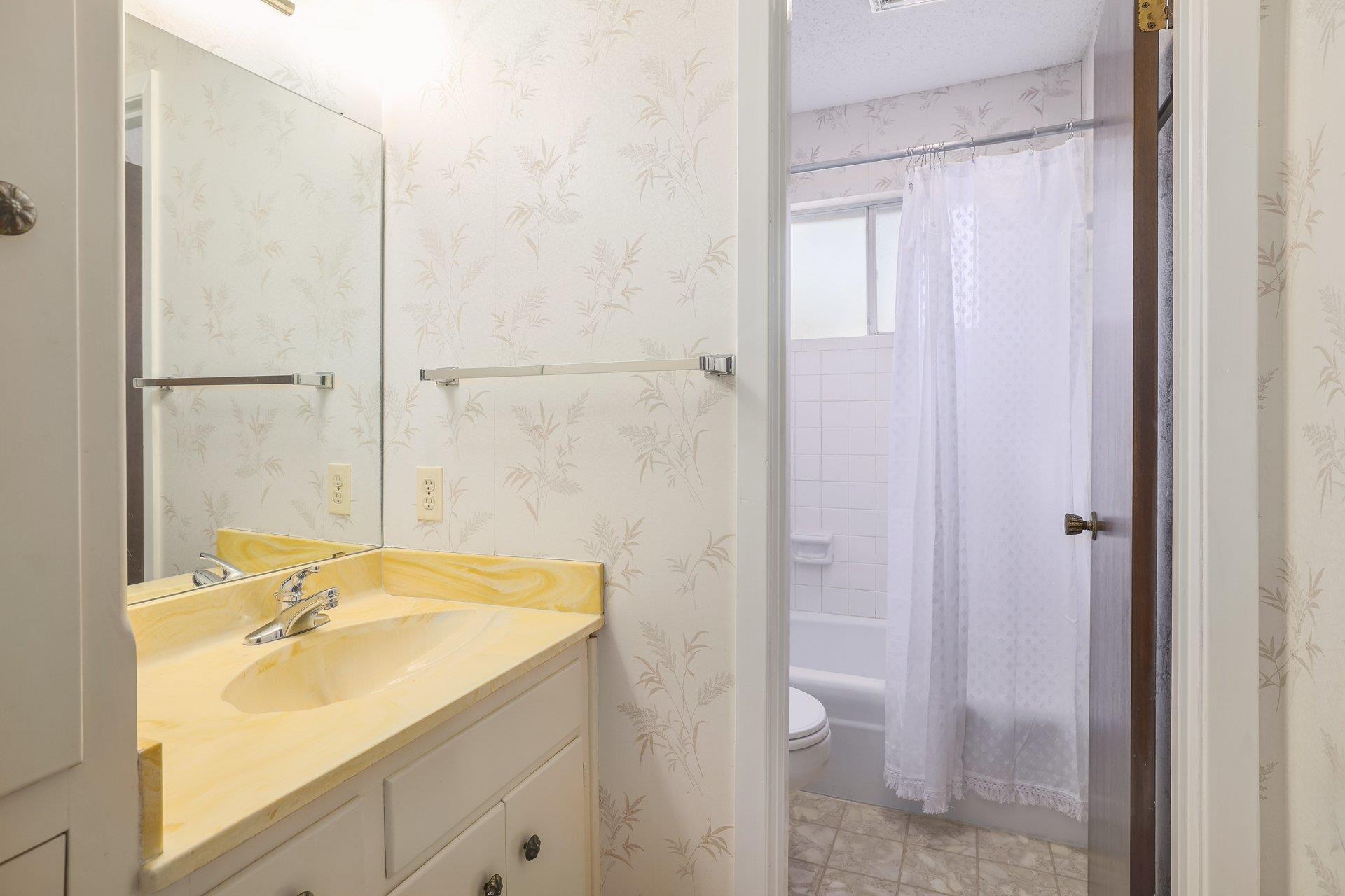 8406 Shenandoah Dr, Austin, TX 78753