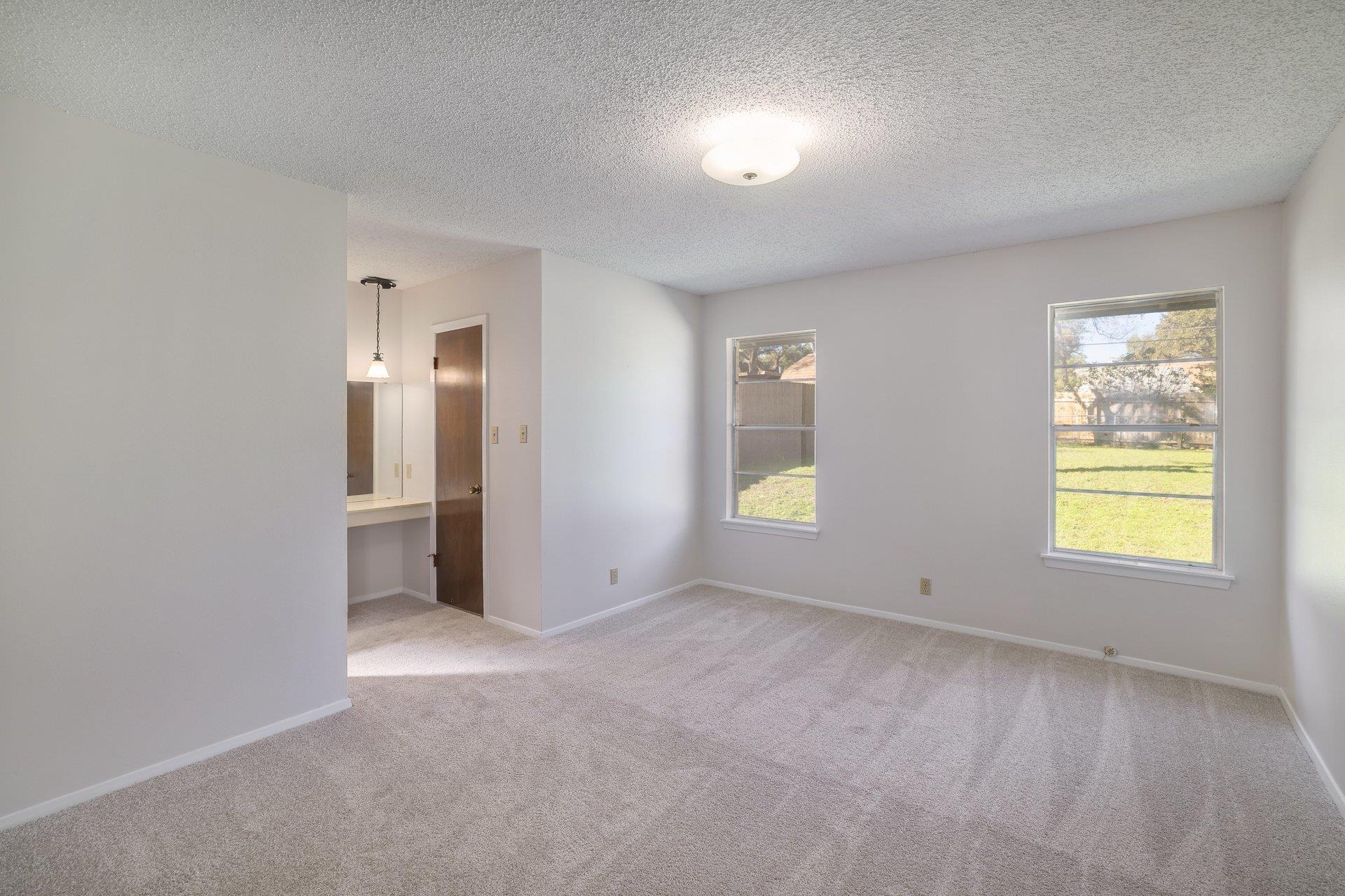 8406 Shenandoah Dr, Austin, TX 78753