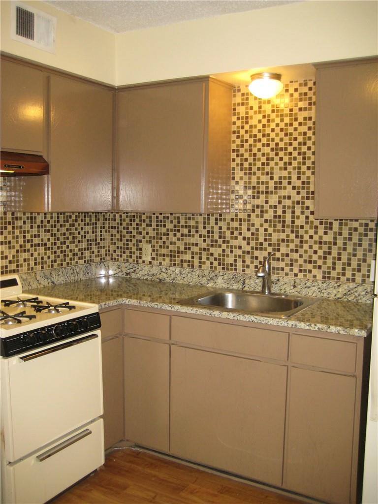 2800 Swisher St # 217, Austin, TX 78705