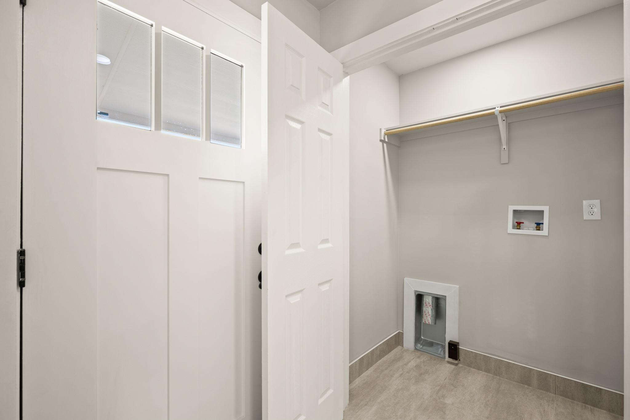 183 Mimosa Rd, Dale, TX 78616