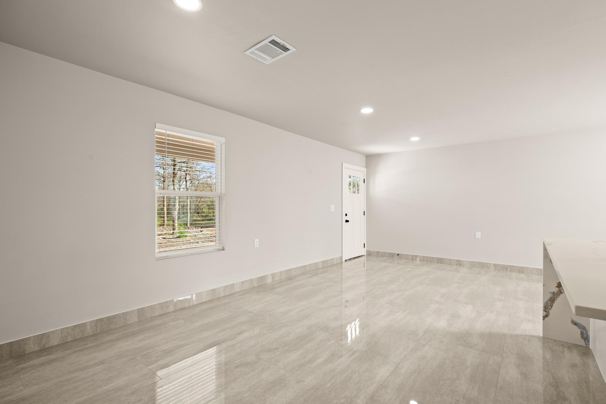 183 Mimosa Rd, Dale, TX 78616