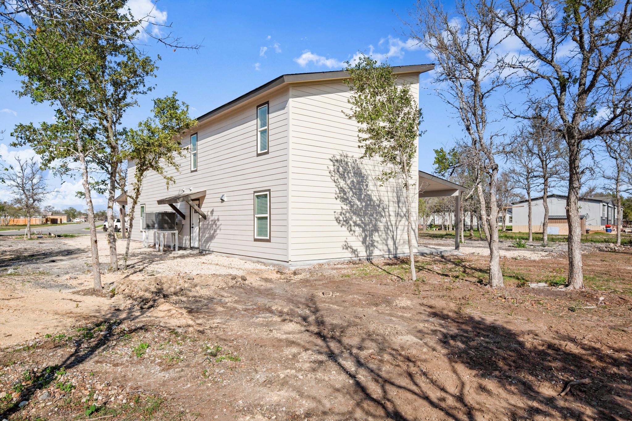 183 Mimosa Rd, Dale, TX 78616