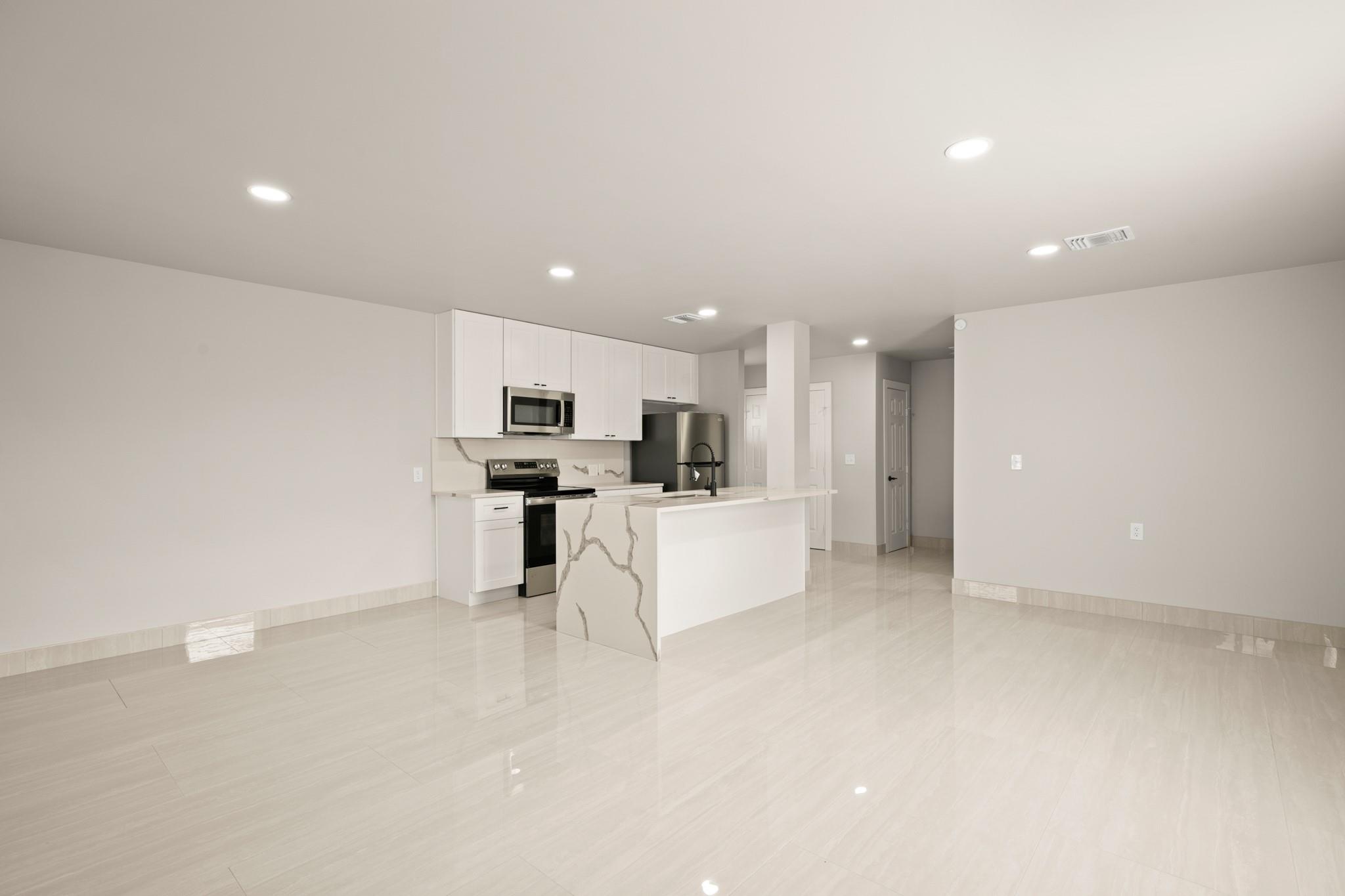 183 Mimosa Rd, Dale, TX 78616