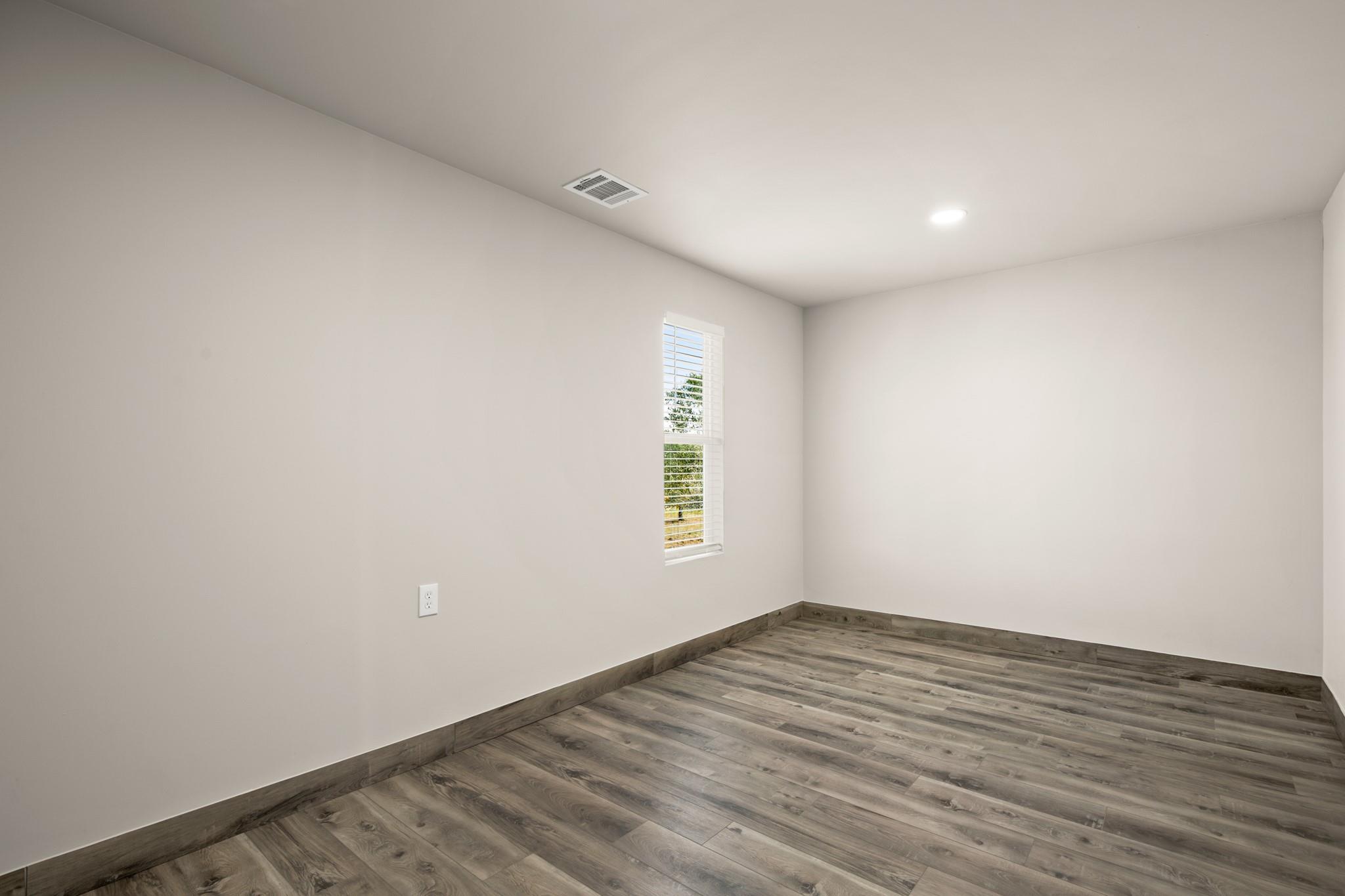 183 Mimosa Rd, Dale, TX 78616