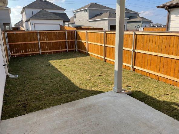 401 Stinchcomb Rd, Hutto, TX 78634