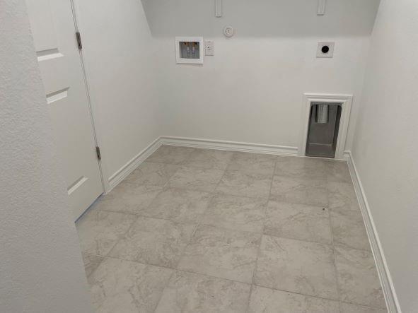 401 Stinchcomb Rd, Hutto, TX 78634