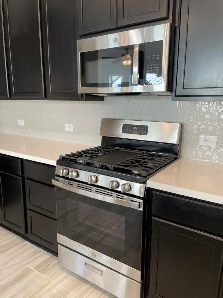 401 Stinchcomb Rd, Hutto, TX 78634