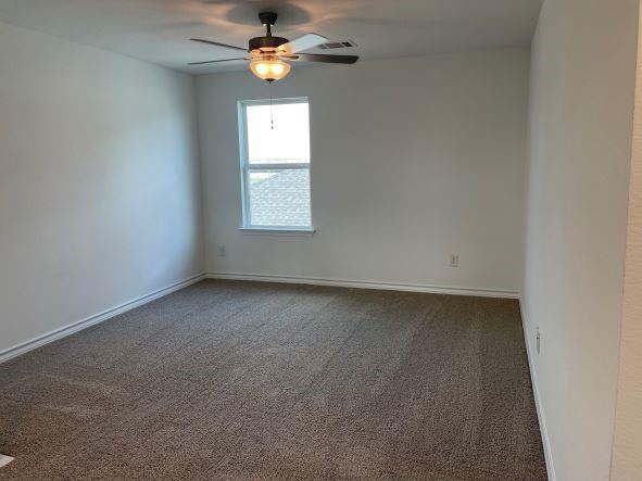 401 Stinchcomb Rd, Hutto, TX 78634