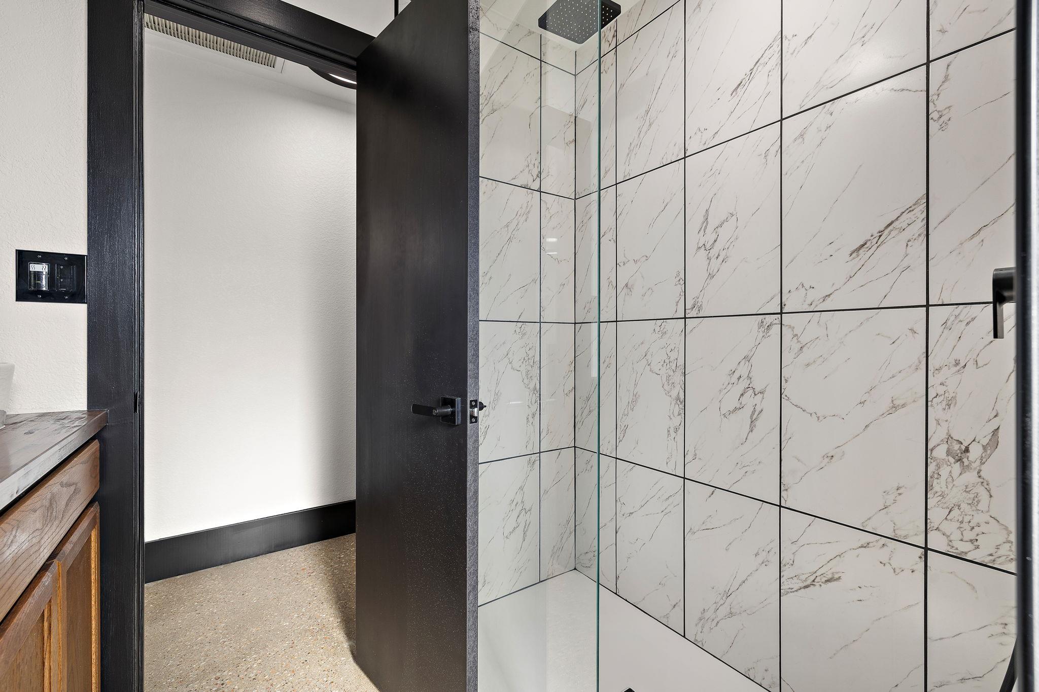 100 Whitfield St, Hutto, TX 78634