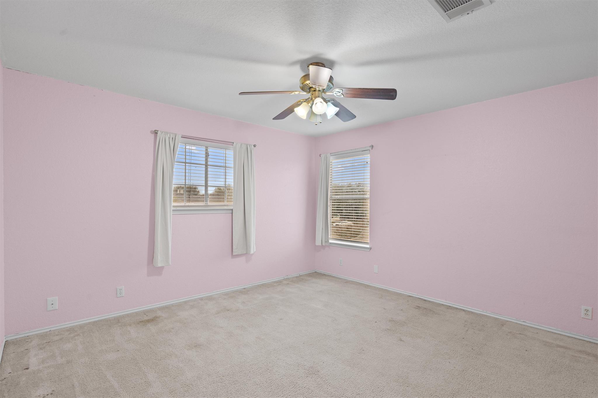 120 Paige Bnd, Hutto, TX 78634