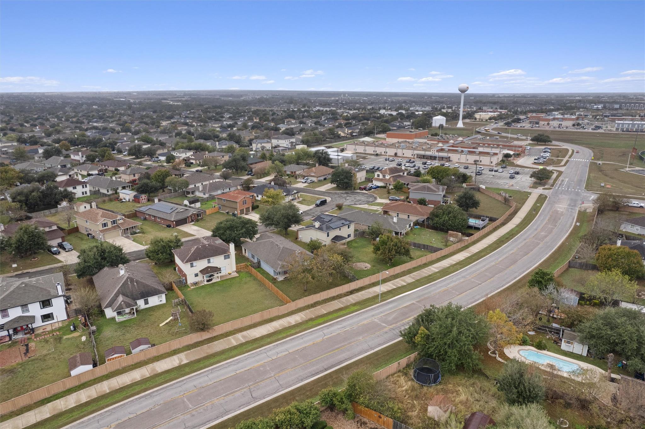 120 Paige Bnd, Hutto, TX 78634