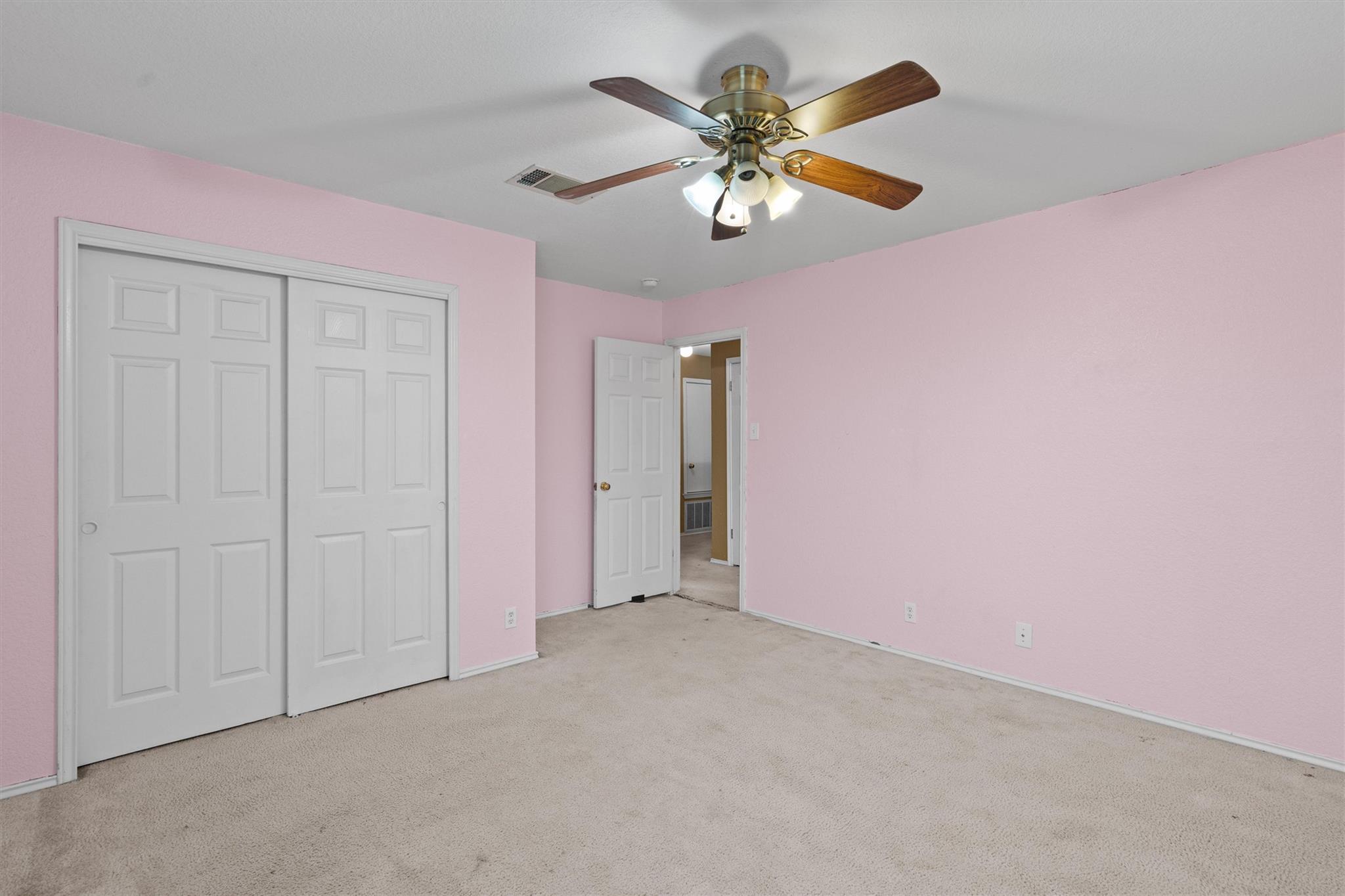 120 Paige Bnd, Hutto, TX 78634