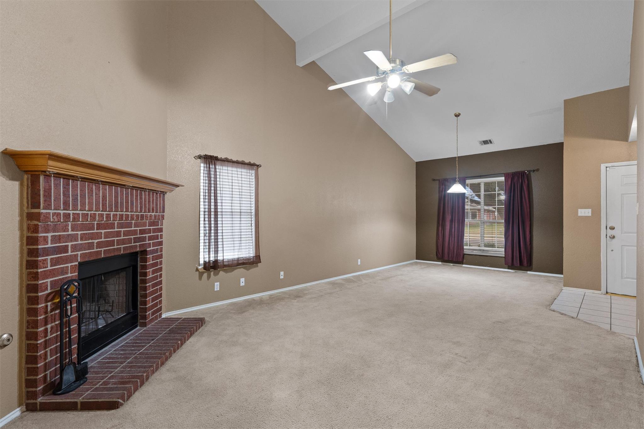 120 Paige Bnd, Hutto, TX 78634