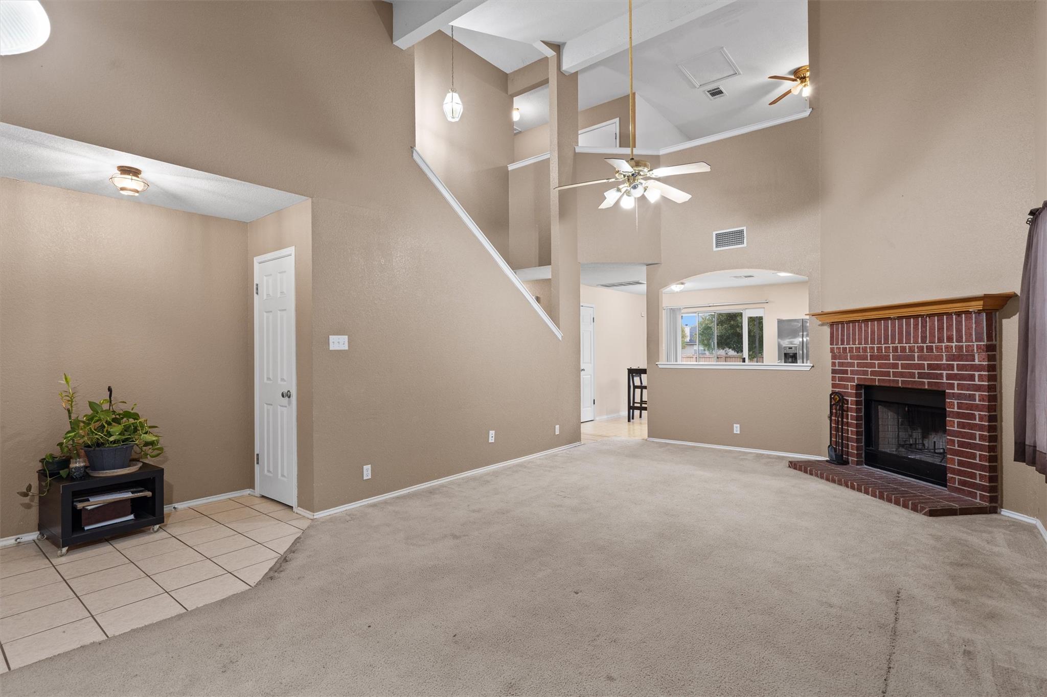 120 Paige Bnd, Hutto, TX 78634