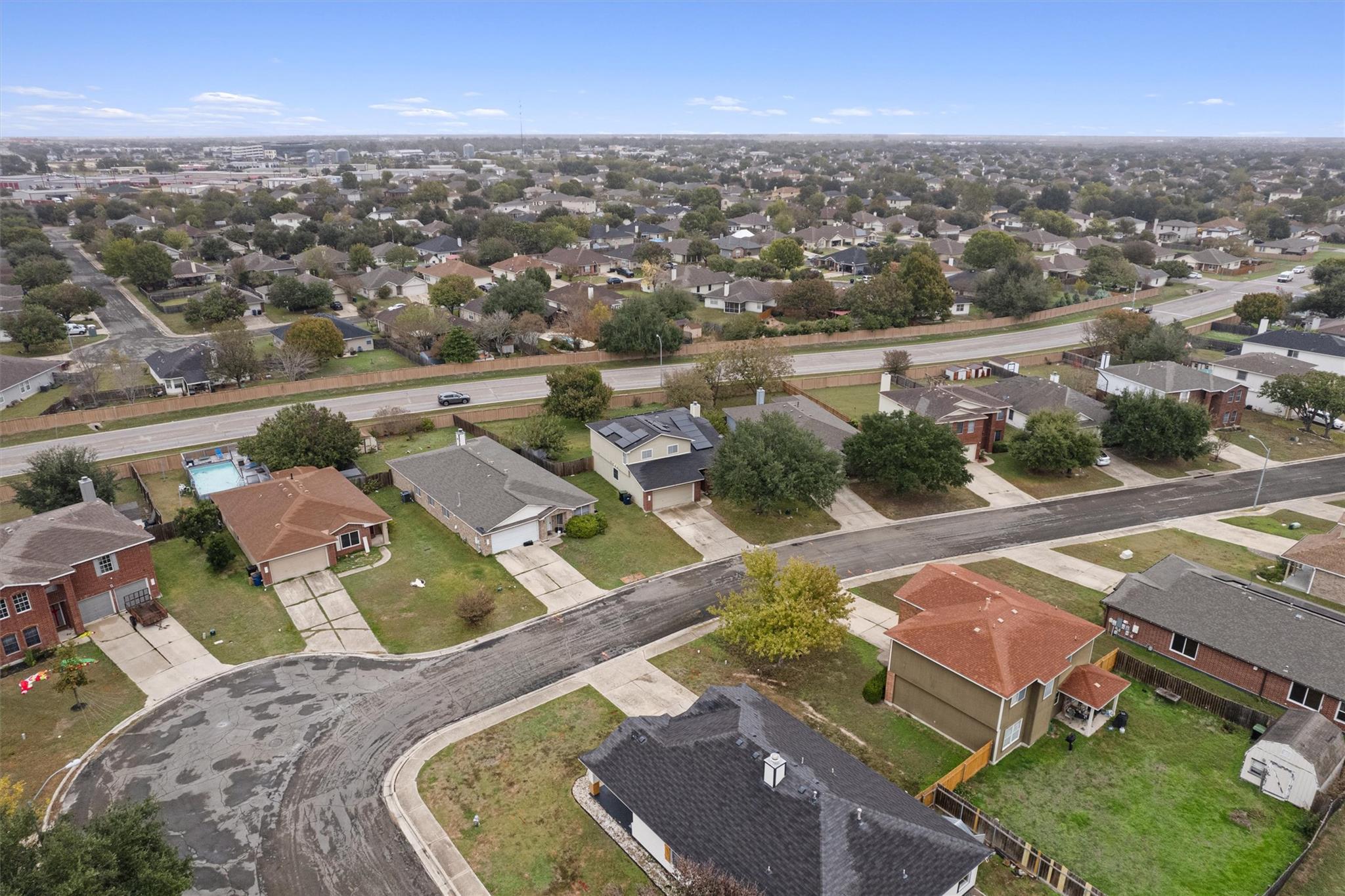 120 Paige Bnd, Hutto, TX 78634