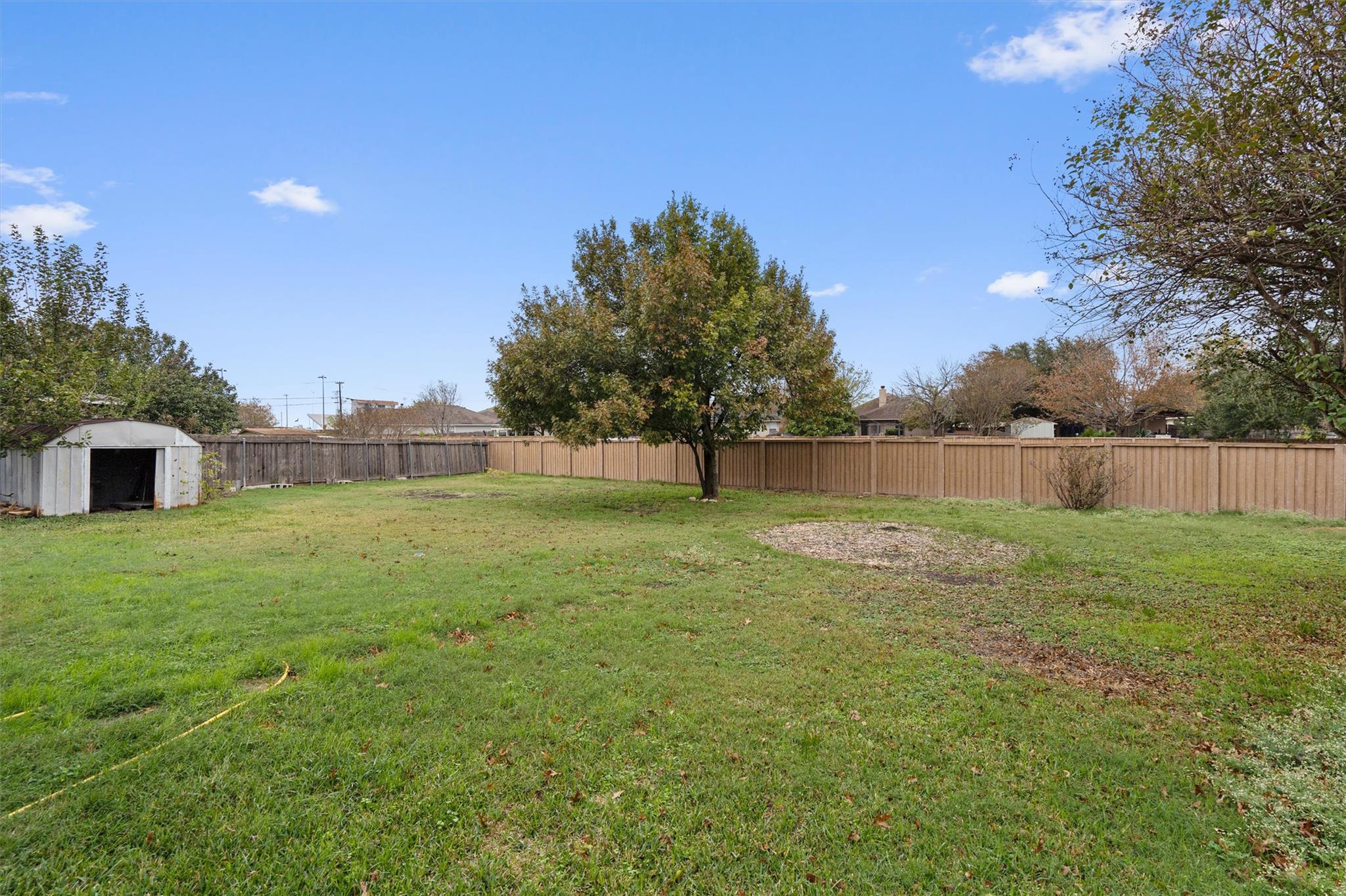 120 Paige Bnd, Hutto, TX 78634