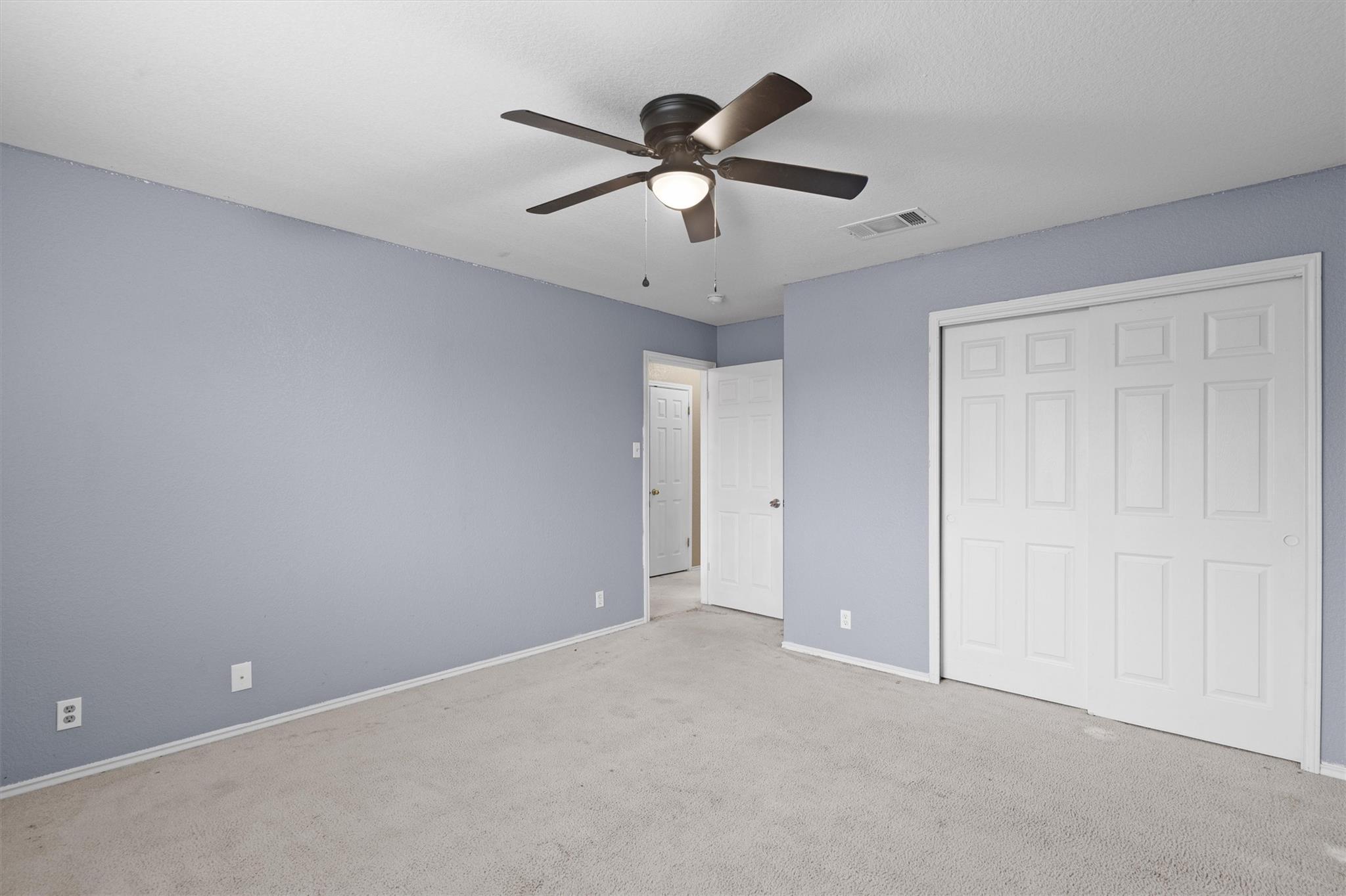 120 Paige Bnd, Hutto, TX 78634