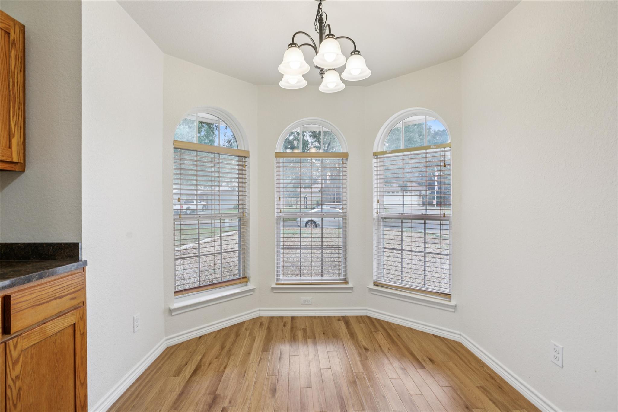 1505 Century Oaks Dr, Lockhart, TX 78644