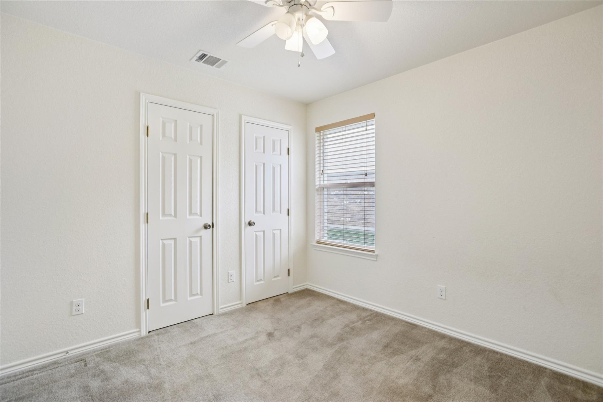 1505 Century Oaks Dr, Lockhart, TX 78644