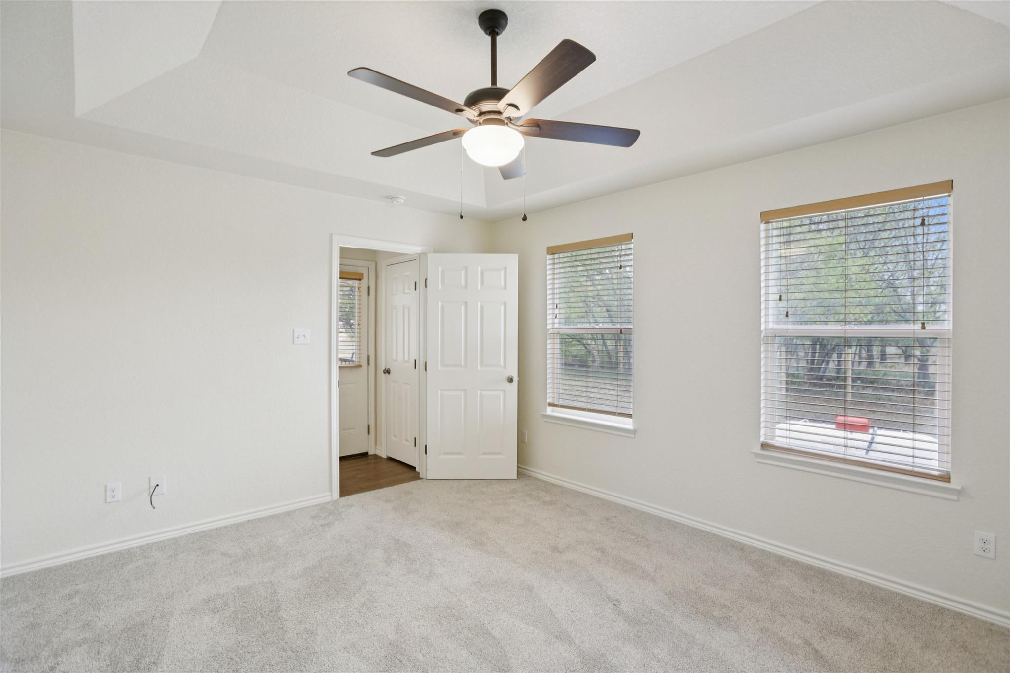 1505 Century Oaks Dr, Lockhart, TX 78644