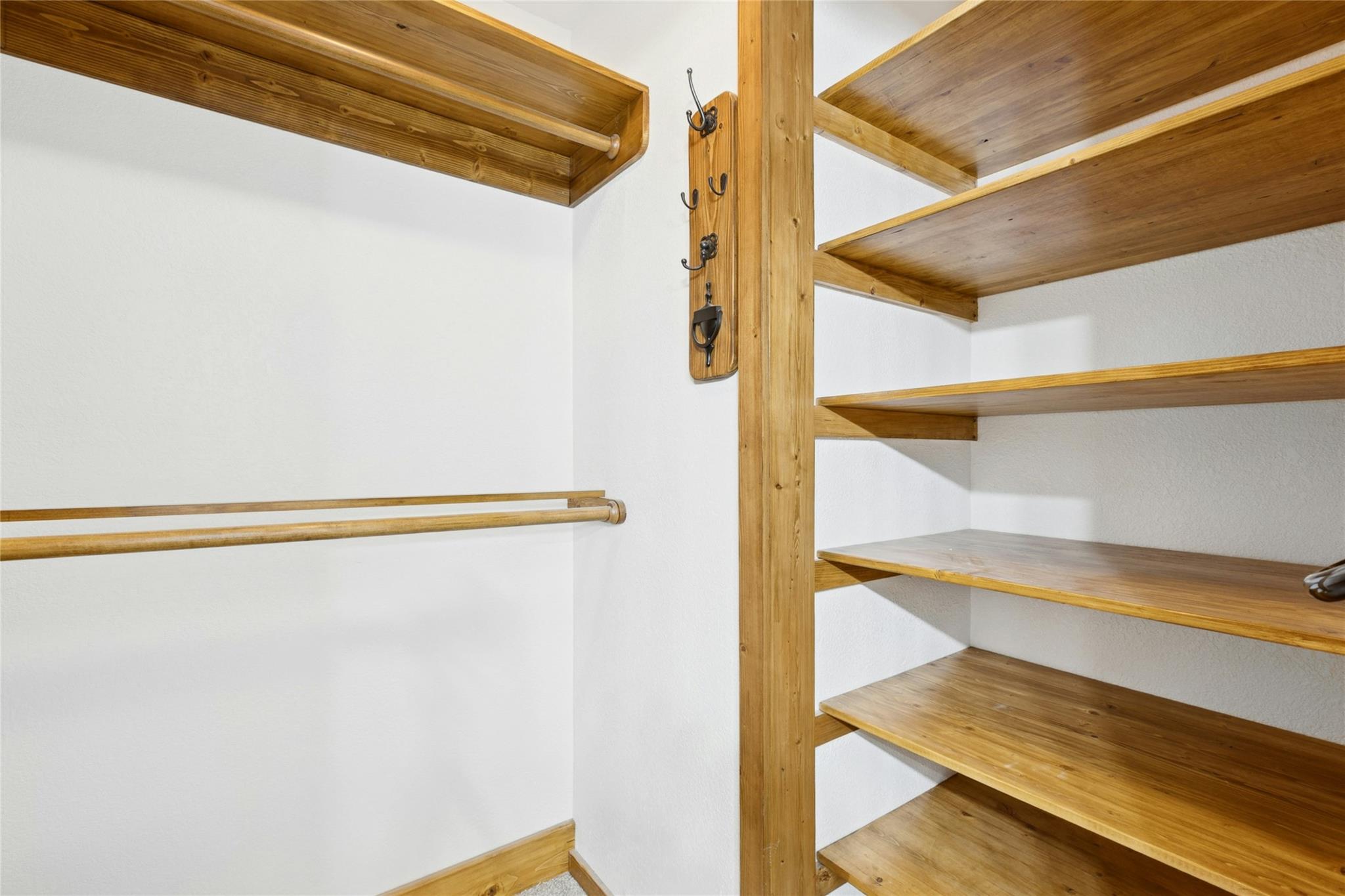 1309 Wayne Dr, Round Rock, TX 78664