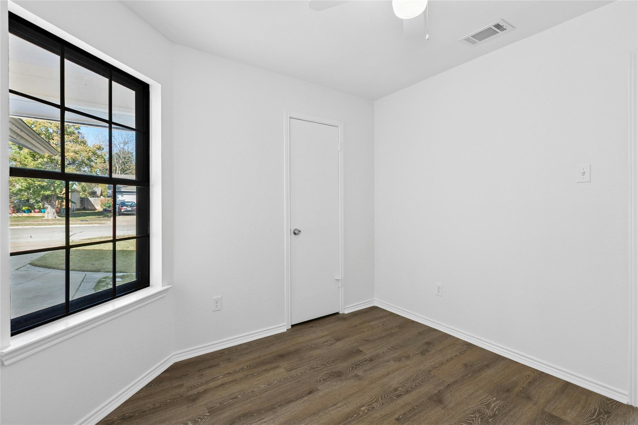 1309 Wayne Dr, Round Rock, TX 78664