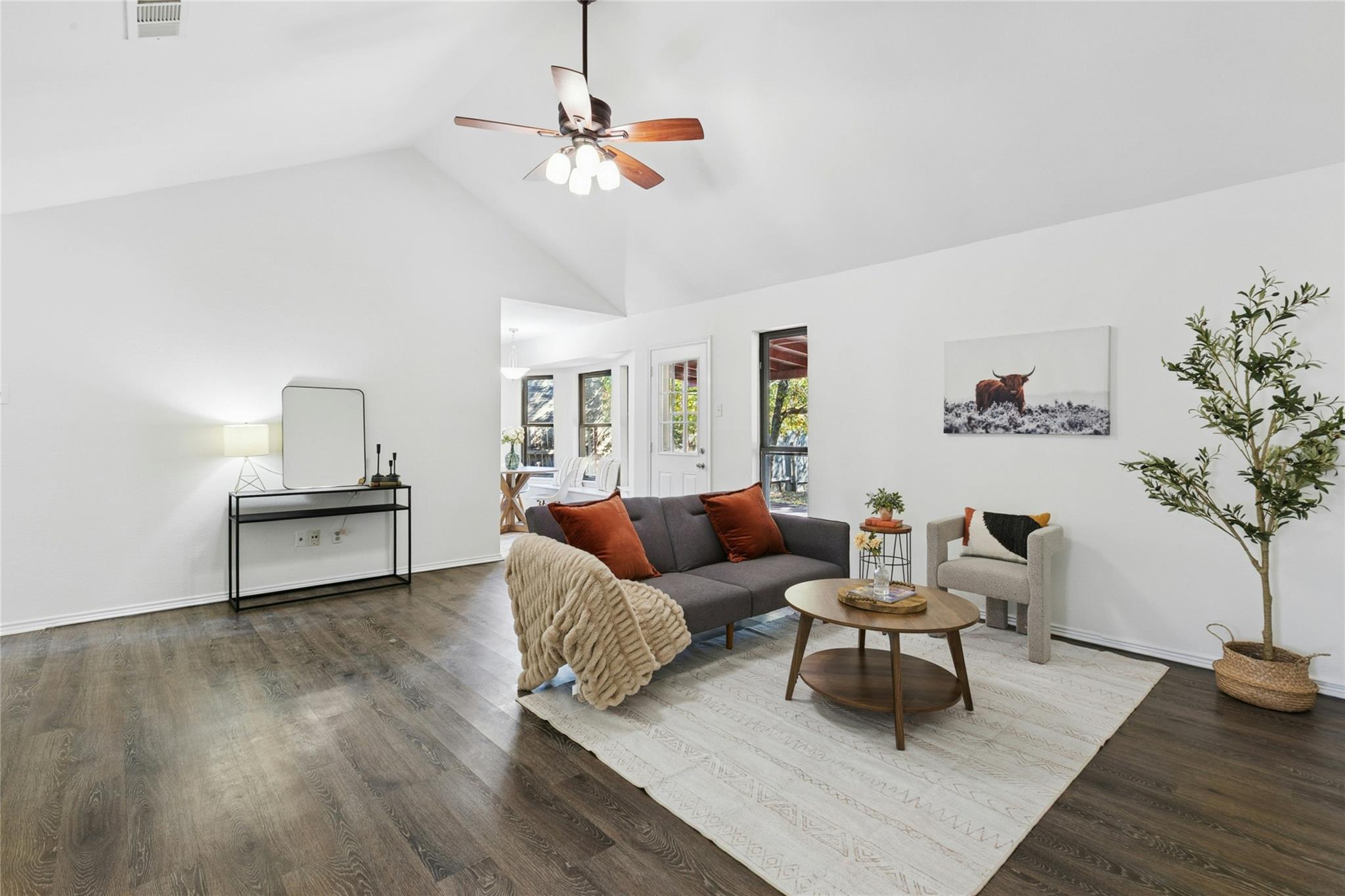 1309 Wayne Dr, Round Rock, TX 78664