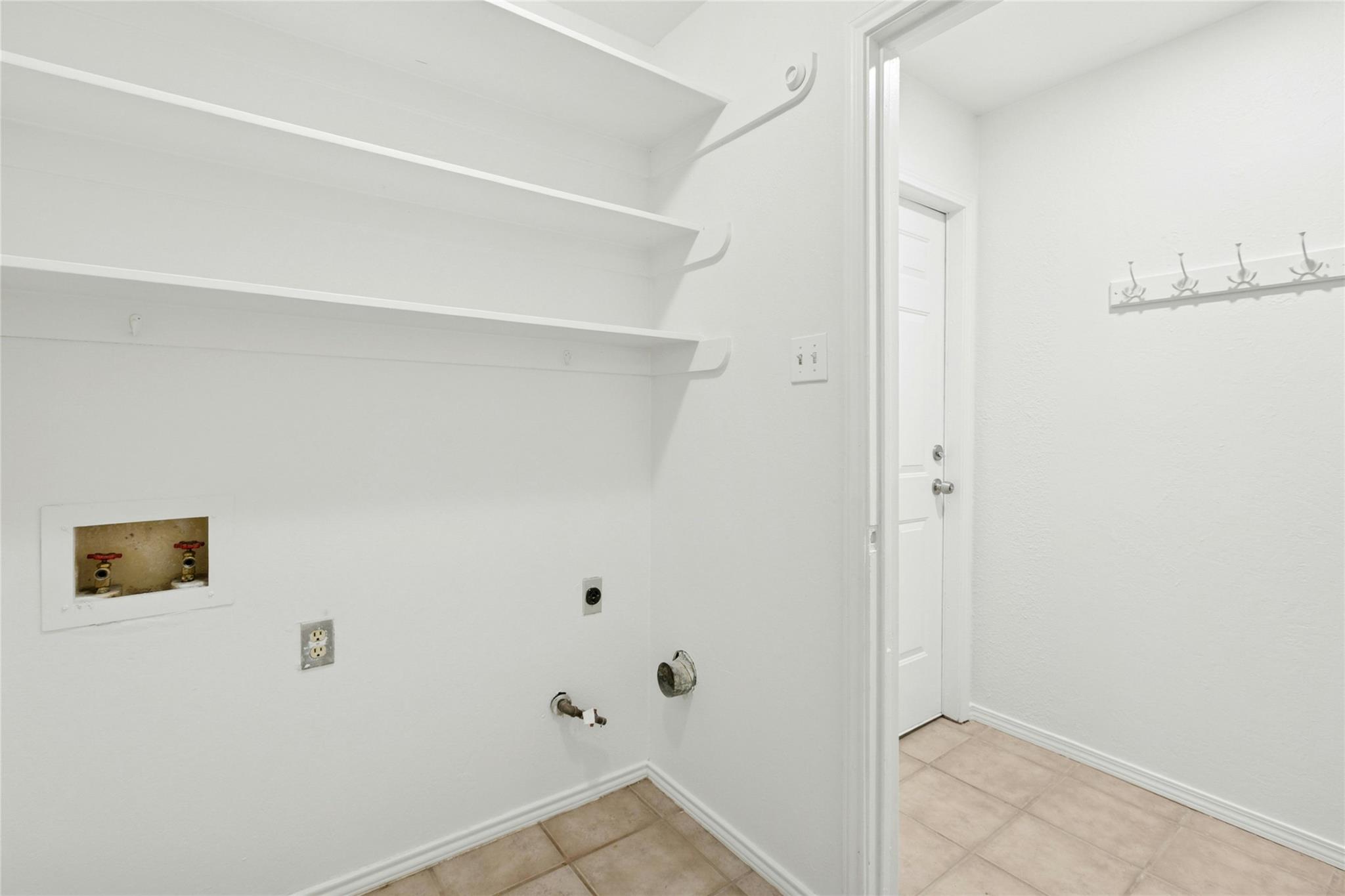 1309 Wayne Dr, Round Rock, TX 78664