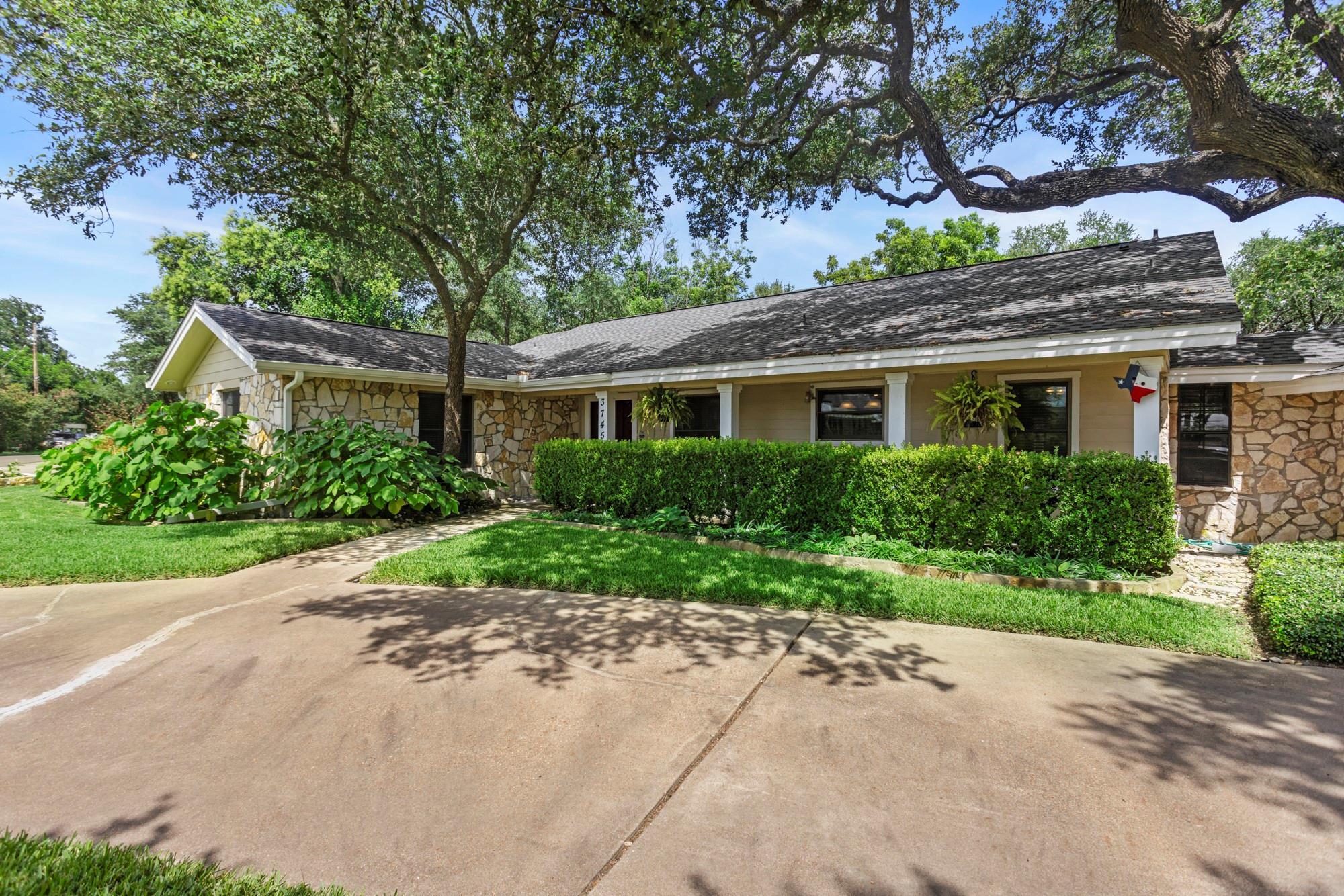 3745 Canyon Heights Rd, Belton, TX 76513