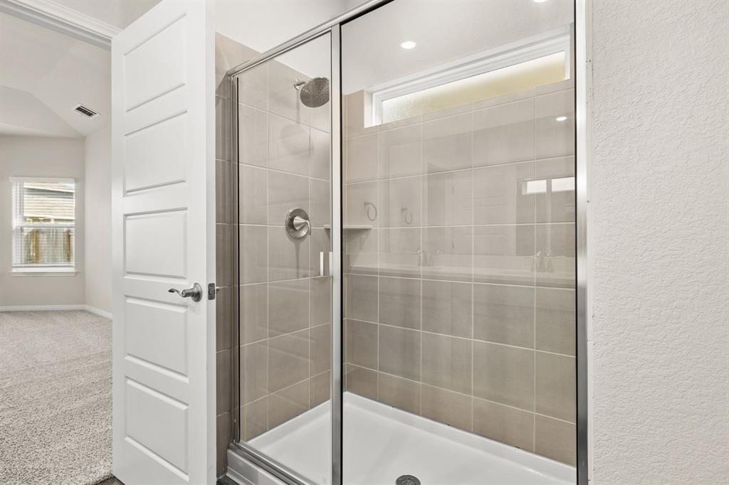 631 Wild Spur Ln, Liberty Hill, TX 78642