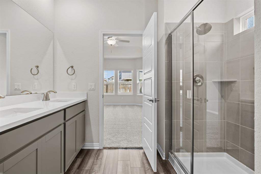 631 Wild Spur Ln, Liberty Hill, TX 78642