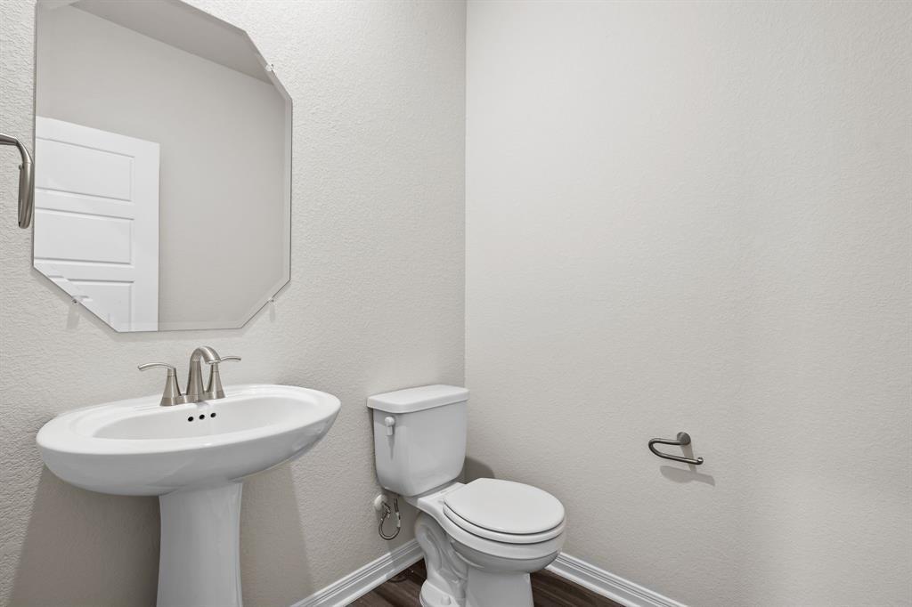 631 Wild Spur Ln, Liberty Hill, TX 78642