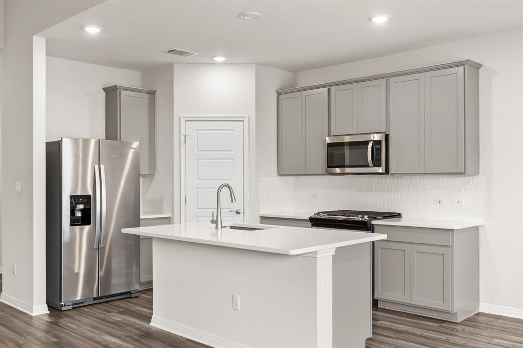 631 Wild Spur Ln, Liberty Hill, TX 78642