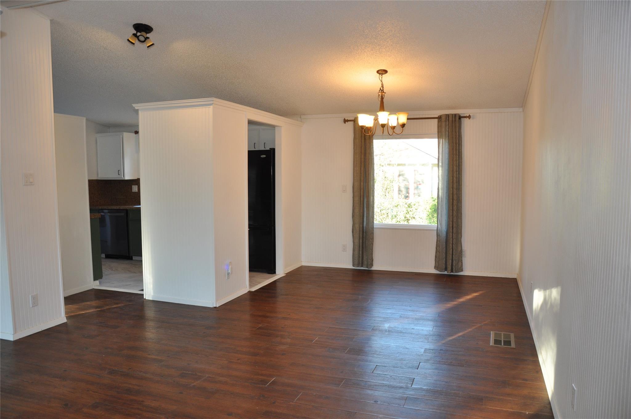 367 Mesquite St, Bertram, TX 78605