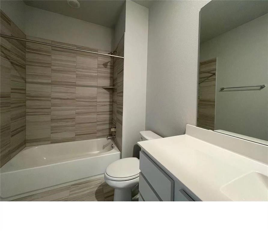 605 W South St # 92, Leander, TX 78641