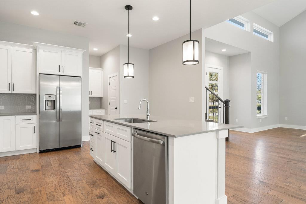 3018 Sunridge Dr # 6, Austin, TX 78741