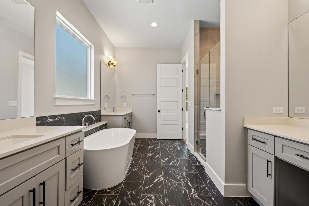 3018 Sunridge Dr # 6, Austin, TX 78741