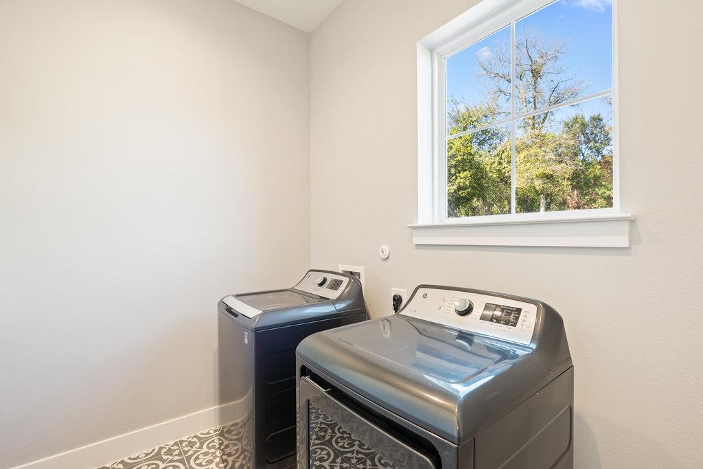 3018 Sunridge Dr # 6, Austin, TX 78741