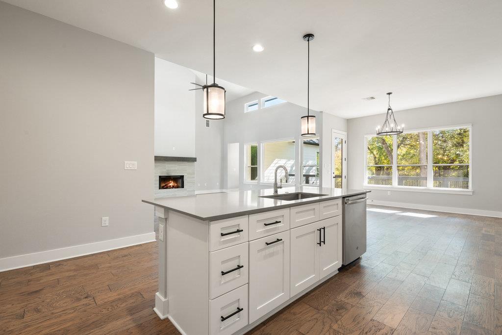 3018 Sunridge Dr # 6, Austin, TX 78741