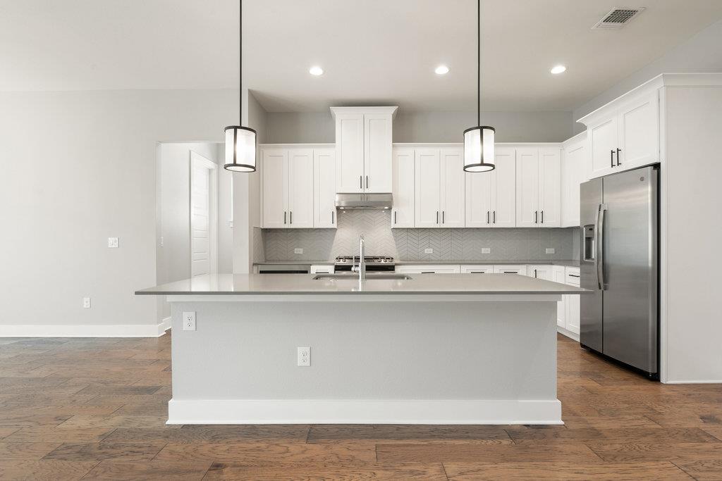 3018 Sunridge Dr # 6, Austin, TX 78741