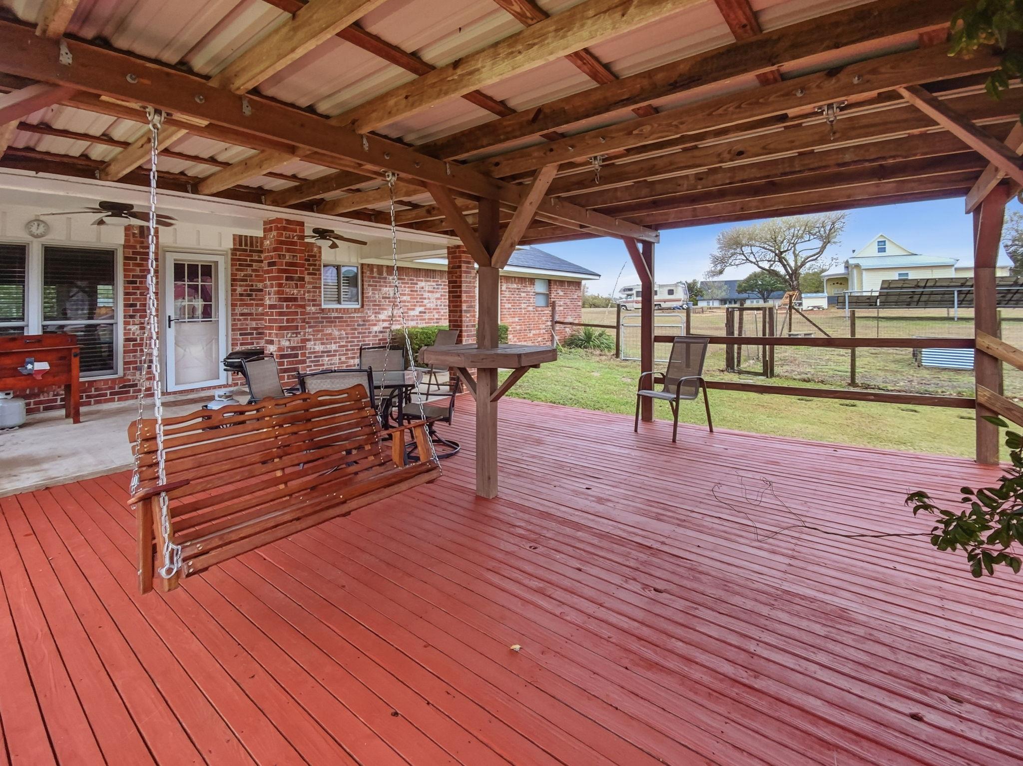 2770 Trey Ln, Brenham, TX 77833