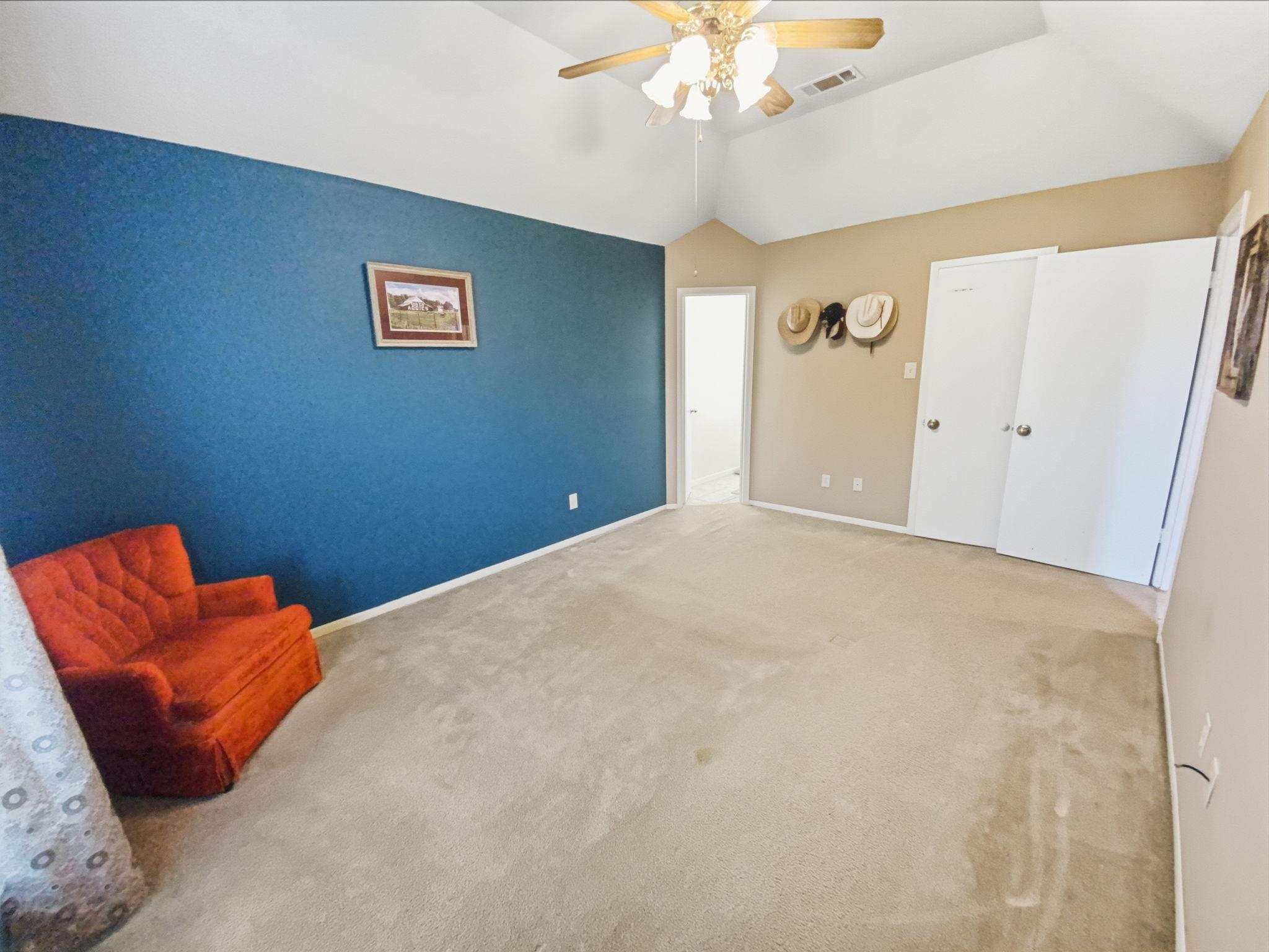 2770 Trey Ln, Brenham, TX 77833