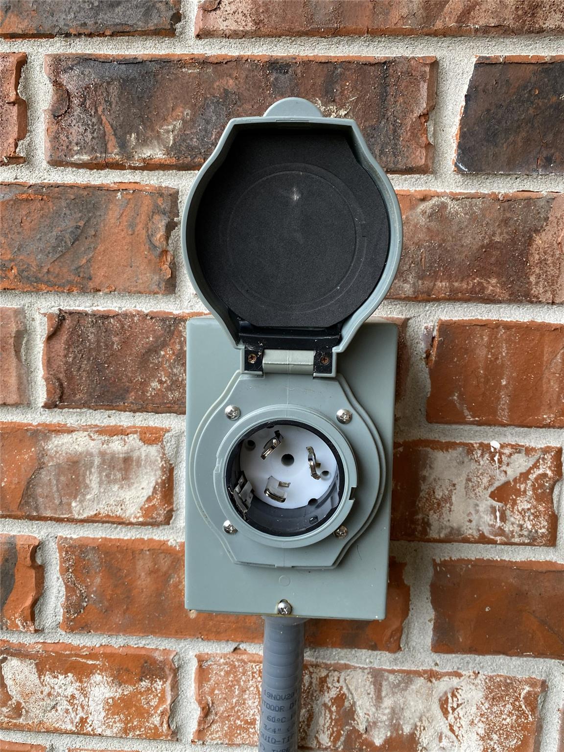 2770 Trey Ln, Brenham, TX 77833