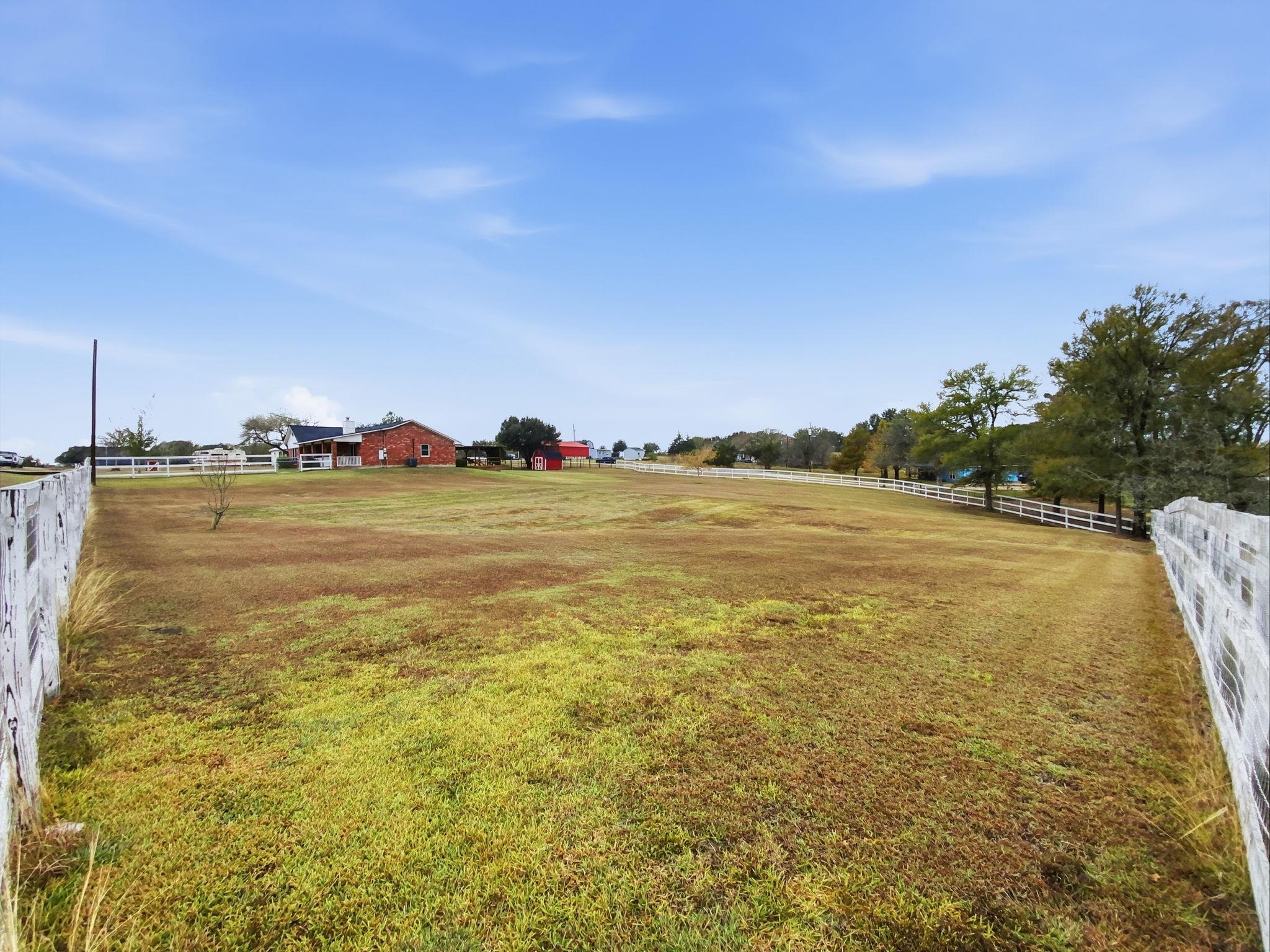 2770 Trey Ln, Brenham, TX 77833